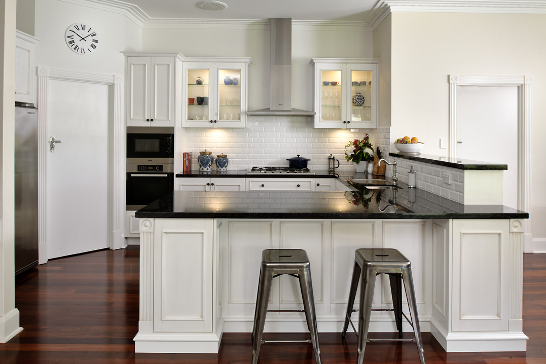 traditional country kitchen