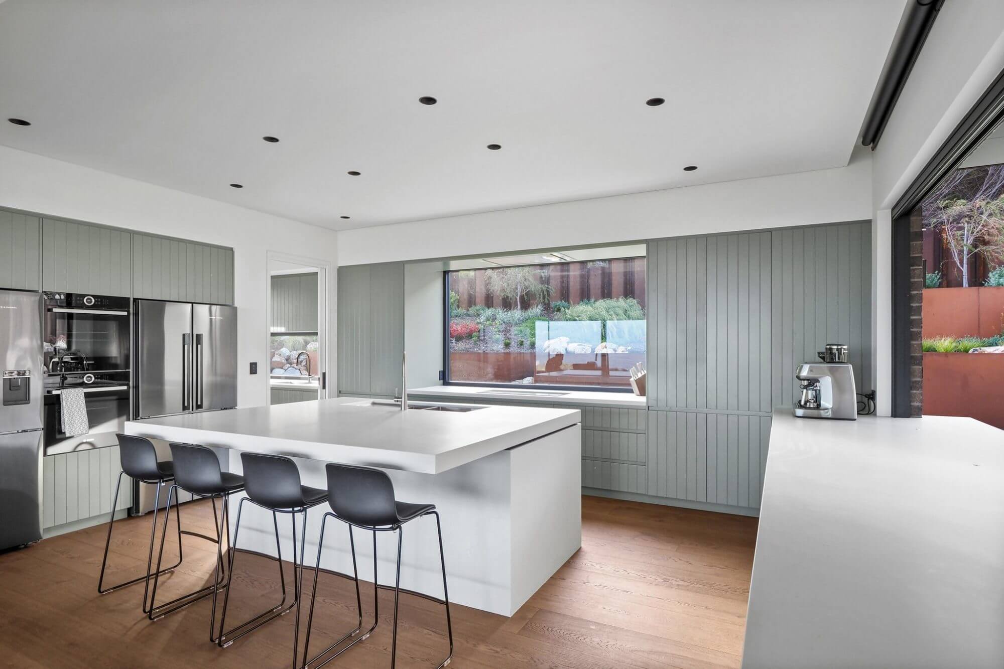 25-web-or-mls-22-albany-terrace